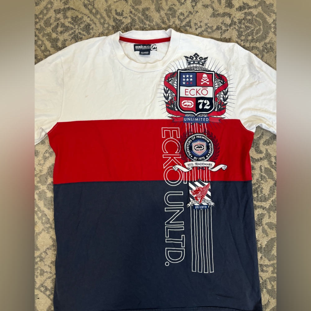 Ecko Unlimited White and Red Graphic Tee